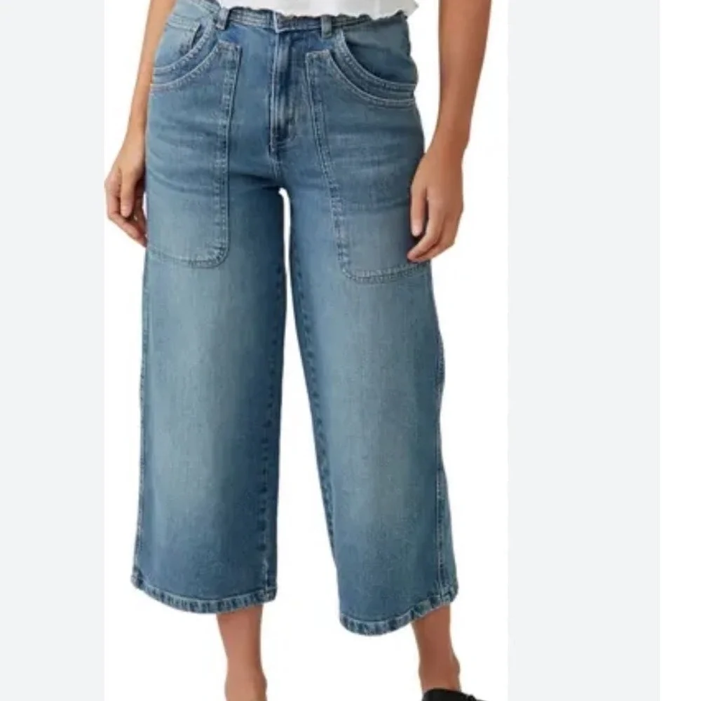 Free People we free